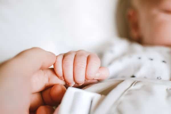 lifestyle newborn photography